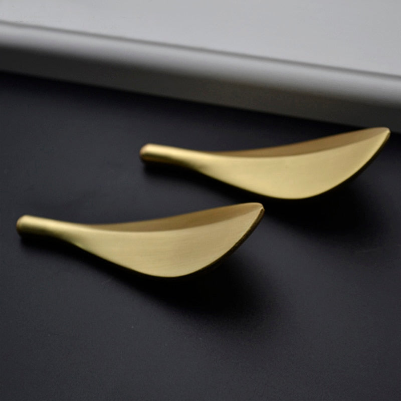Leaf cabinent knobs